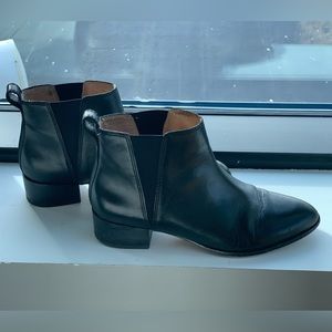 Madewell Leather Chelsea boots